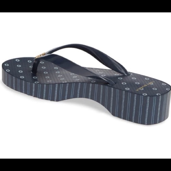NWT Tory Burch Printed Wedge Thong Sandals - Picture 7 of 9